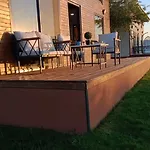 Orange Bungalow Evleri